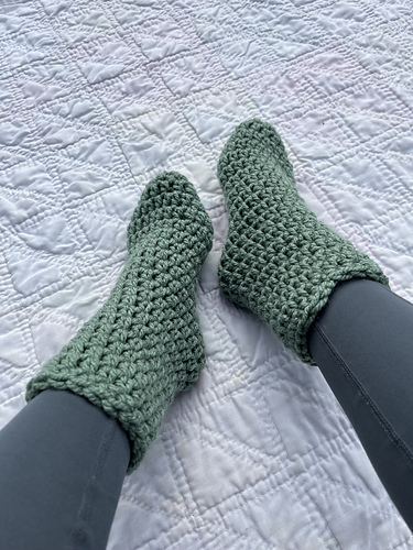 Crochet Slipper Socks - Amy Kate Sutherland