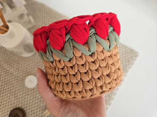 Tulip Basket
