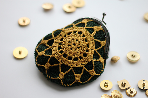 Gold and Jade Coin Purse photo 2