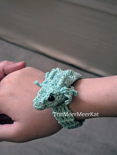 crochet dragon bracelet