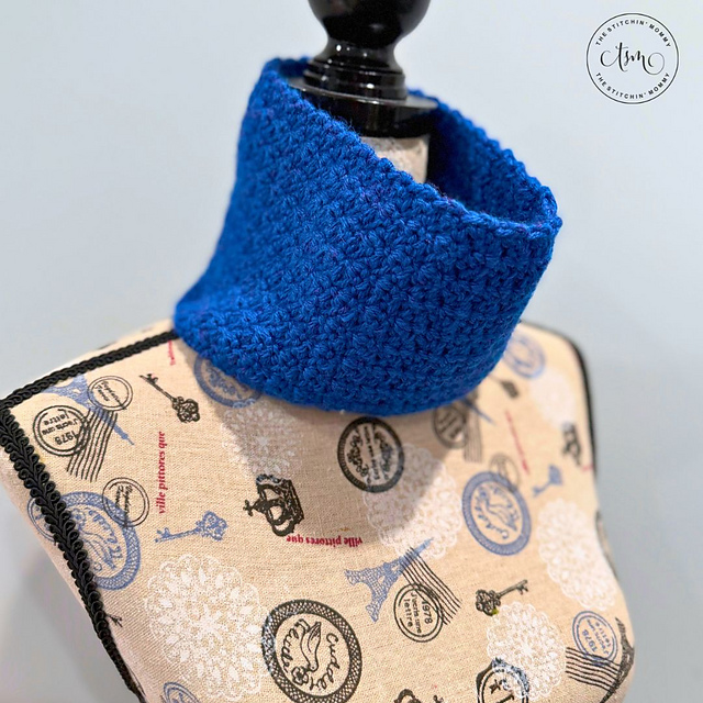Blue Moon Cowl
