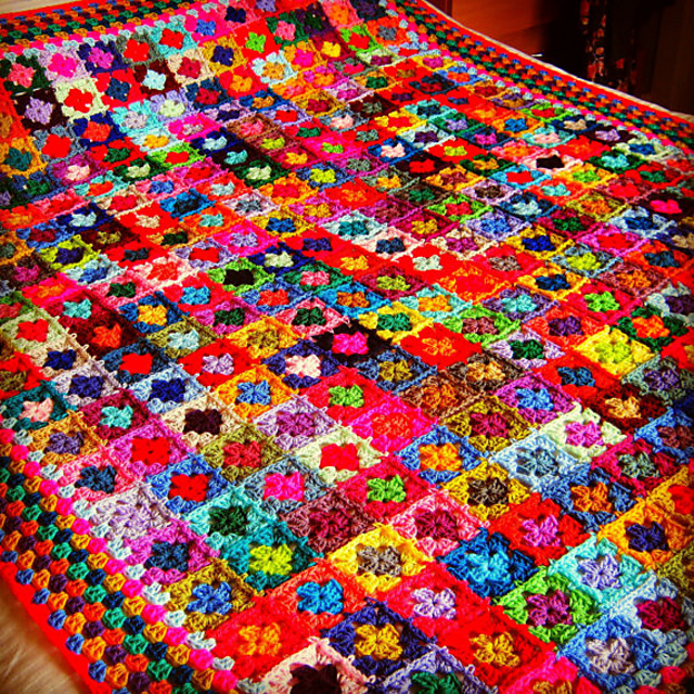 Ravelry TheSunroom's Mini Granny Squares Blanket Afghan 70" x 60" 320