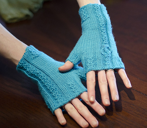 Bridal Falls Gloves photo 5