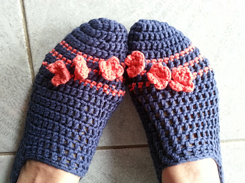 Posy Toes Crochet Slippers photo 4