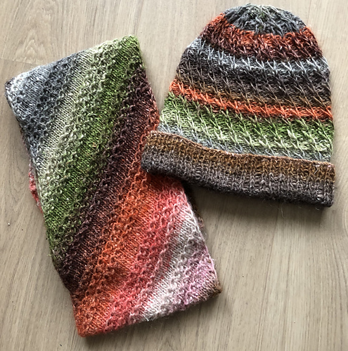 Ravelry: Hadron Collider Hat pattern by Susan Ashcroft