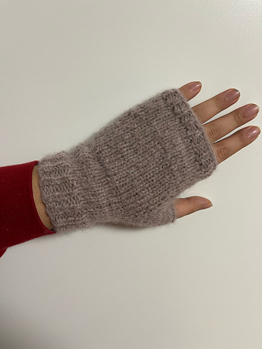 Thumbless-Fingerless photo 3