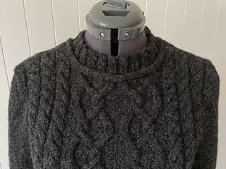 I’m in love with this beautiful neckline :sparkling_heart: