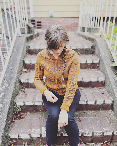 Ravelry: inez CARDIGAN pattern by Natalie Bullock