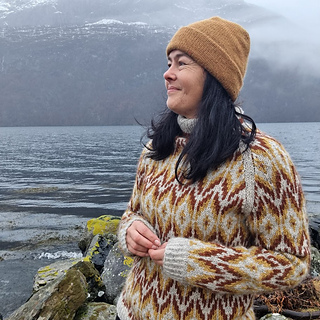 Vidde lamullgarn fra Hillesvåg 321, 306 & 307