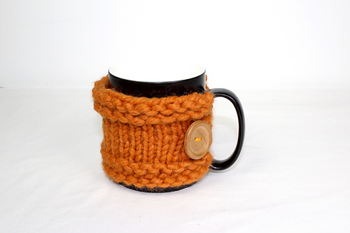 Ravelry: Loom Knit Mug Cozy pattern by Mireia Marcet