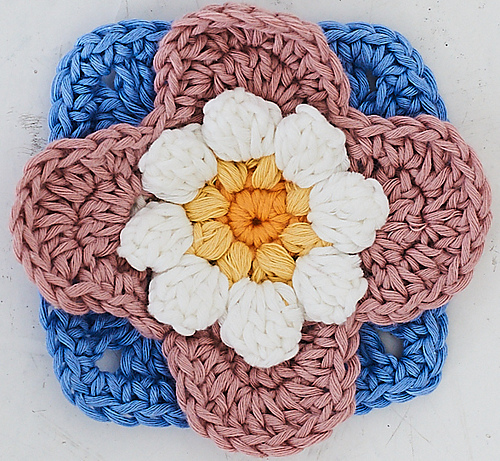 Blossom CAL Motif 5
