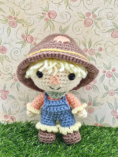 Wally the Scarecrow