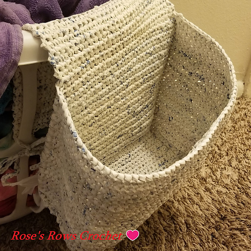 Plarn Tørketøykorg - Rose's Rows Crochet