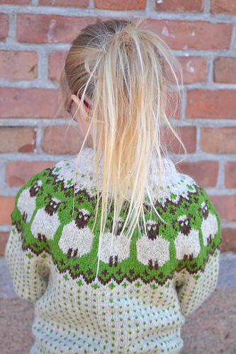 Go'værskofta - genser med rundfelling til barn - Vanja Blix Langsrud