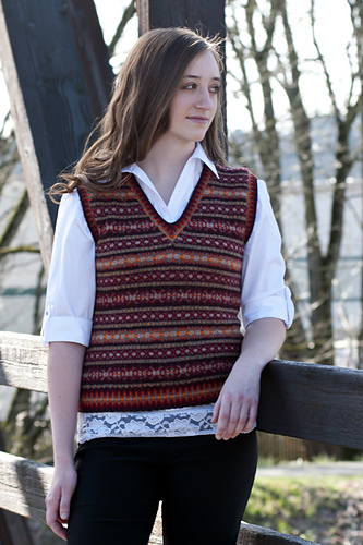 Ravelry: Crimson Trace pattern by Varian Brandon