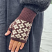 Marthe fingerless mittens pattern 