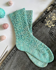 Knitting pattern Spring delay socks