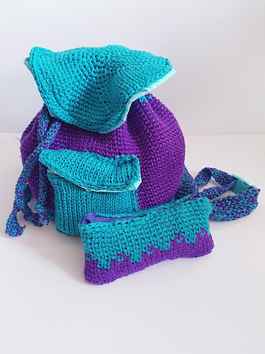 Drawstring Backpack & Pouch photo 1