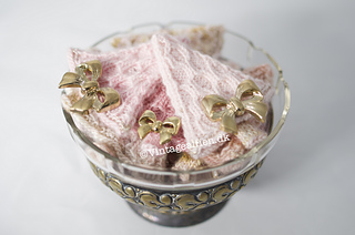 Xmas trees with cables trimmed with buttons 