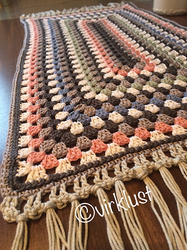 Helga table runner photo 6