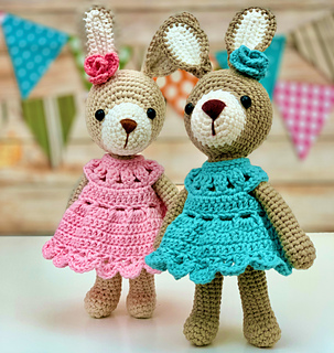 Ravelry: Bunny with lacy dress pattern by Vivian Khoo