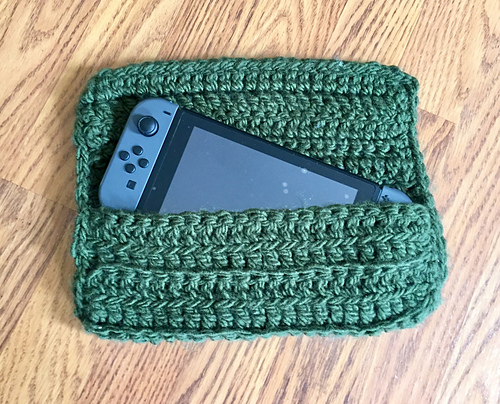 Ravelry: Switch Case pattern by Nicolette M.