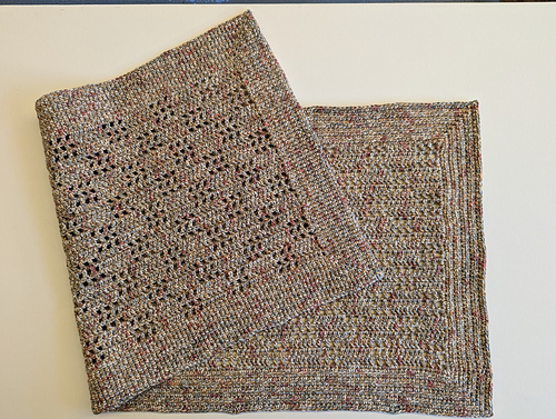 Filet Stitch Table Runner