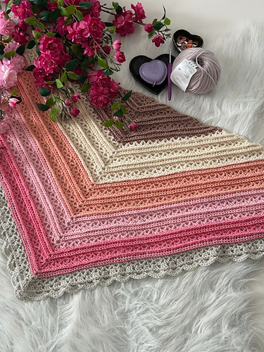 Dreamy Days Shawl photo 2