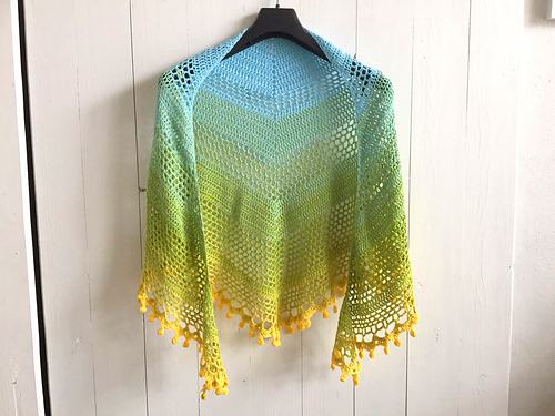 Pom Pom Happiness Shawl photo 3