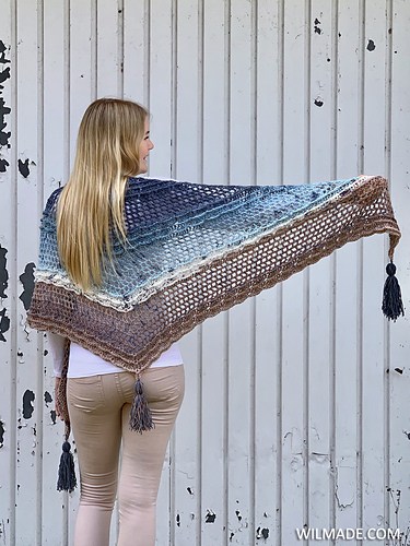 Shell Wave Shawl photo 3