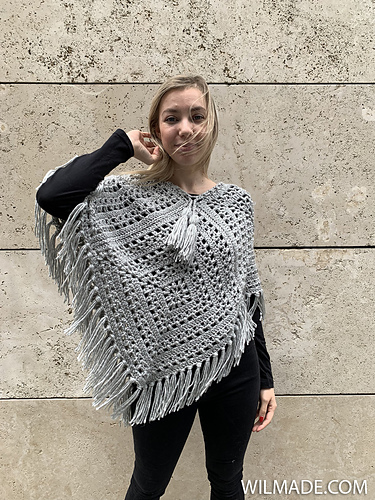 Tulip Square Poncho photo 6