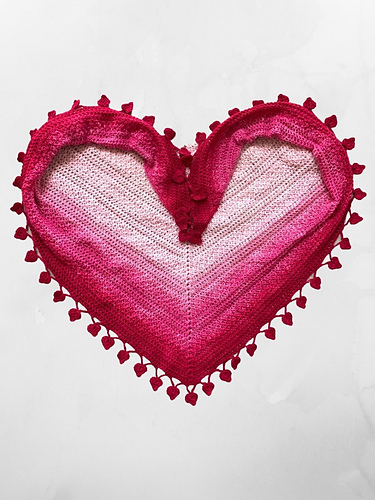 Lovely Luisa Shawl photo 2