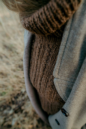 Ravelry: Oakwood Raglan pattern by Lív Ulven