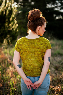 Model wearing size 41" with 4" ease © Wool & Pine