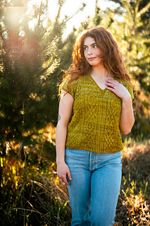 Model wearing size 41" with 4" ease © Wool & Pine