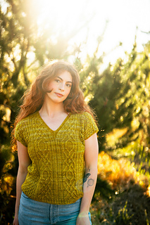 Model wearing size 41" with 4" ease © Wool & Pine