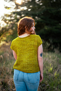 Model wearing size 41" with 4" ease © Wool & Pine