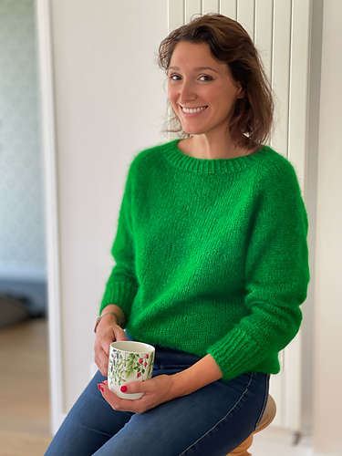 Valeria Genser - Lucy Bogart