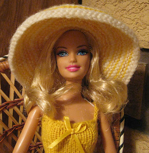 #A42 White/lilac Hat photo 1