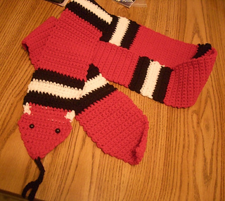 Ravelry: Snake scarf pattern by Robin LaLone