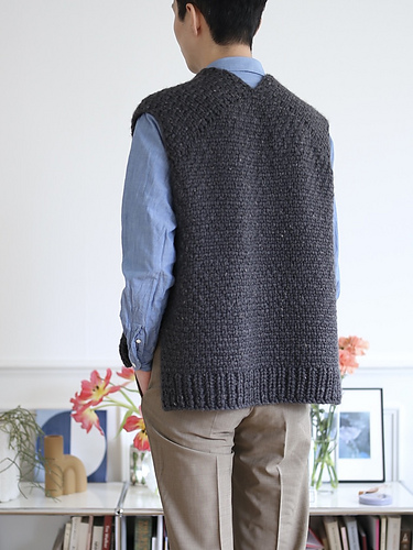 Ravelry: Grid Slipover pattern by Rui Yamamuro