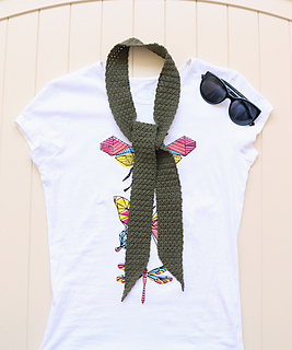 Easy Crochet Skinny Scarf