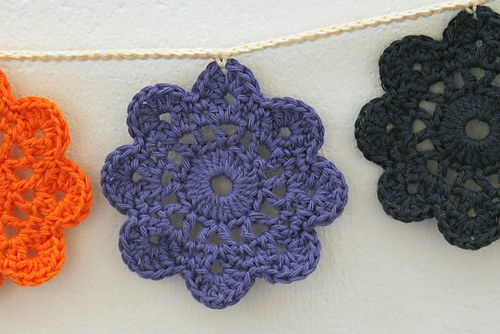 Ranke med små blomster-doilies photo 2