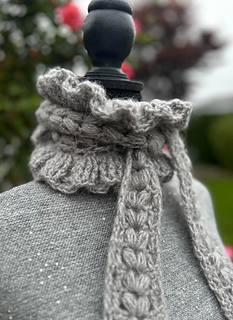 Ruffles Design Tutorial Ravelry: Vintage Ruffled Scarf pattern by Larysa Shakhrai