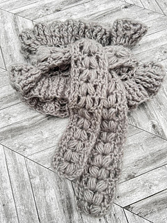 Ruffles Design Tutorial Ravelry: Vintage Ruffled Scarf pattern by Larysa Shakhrai