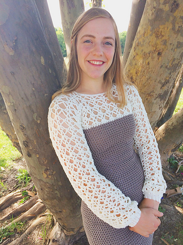 Coralyn Raglan photo 7