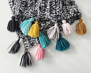 Tassels on Marled Yarn Scrapghan
