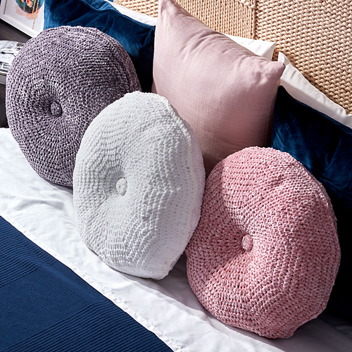 Ravelry Tufted Pillow pattern by Yarnspirations Design Studio