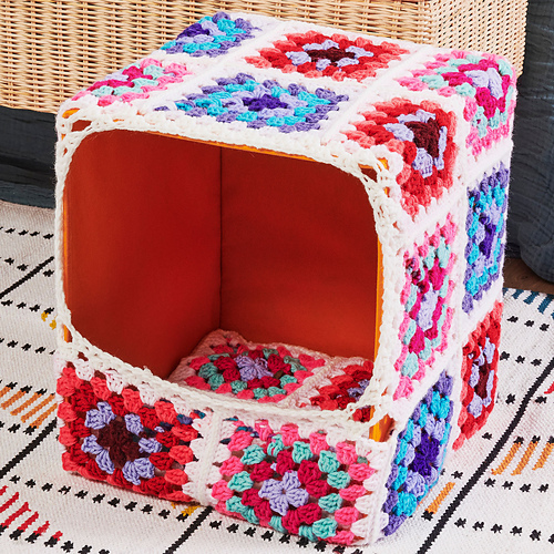 Pawsome Patchwork Granny Square Pet Bed - Red Heart Design Team