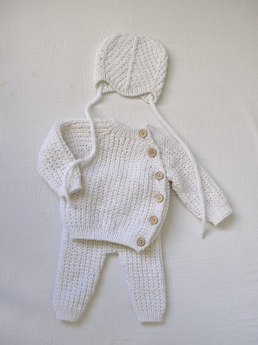 Tinde-babyjakke - Yndestrikk Design